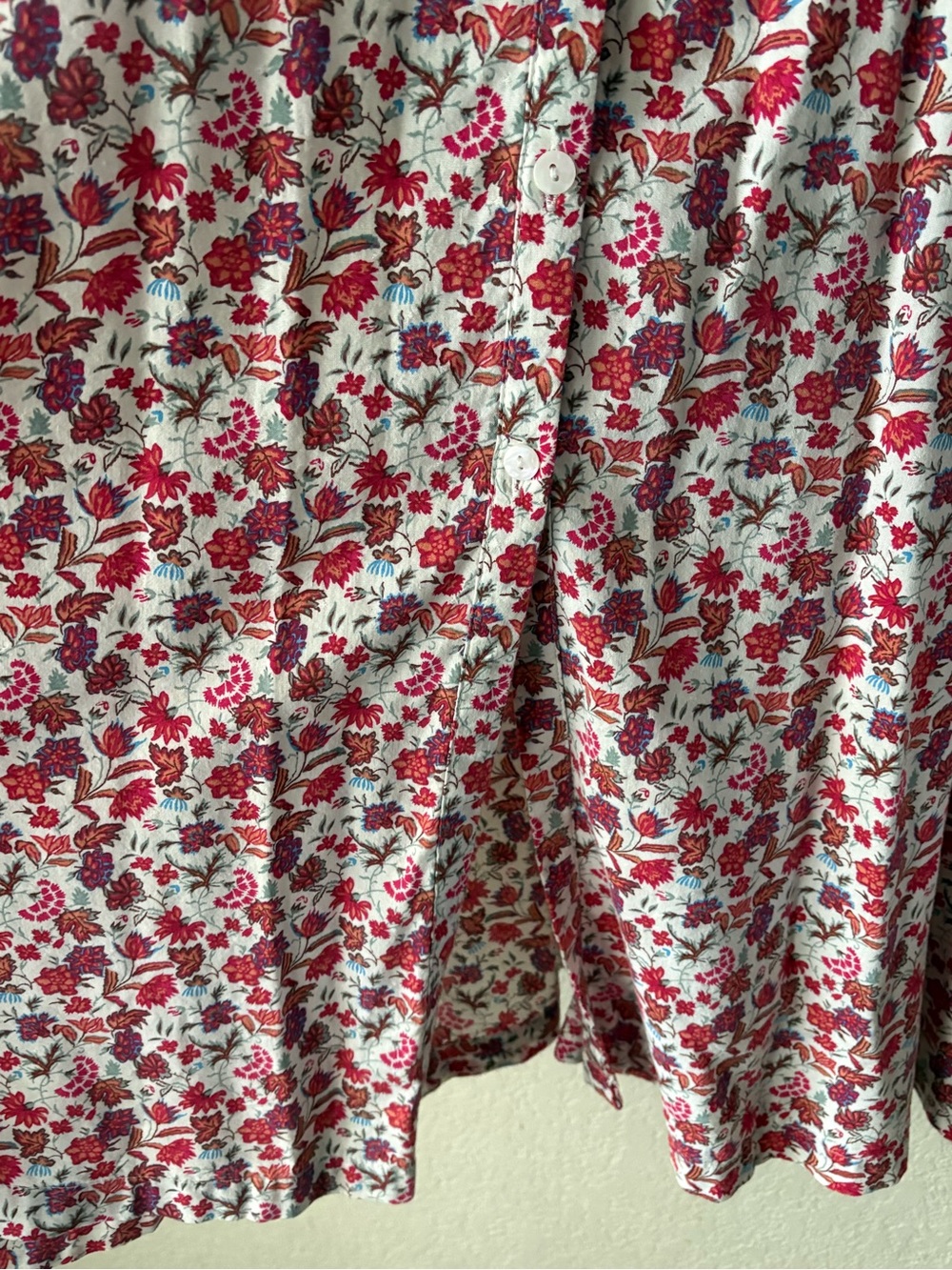 Universal Thread Red Floral Midi Dress with V-Neck and Balloon Sleeves | L - Picture 6 of 8